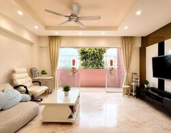 Blk 705 Hougang Avenue 2 (Hougang), HDB Executive #589171361